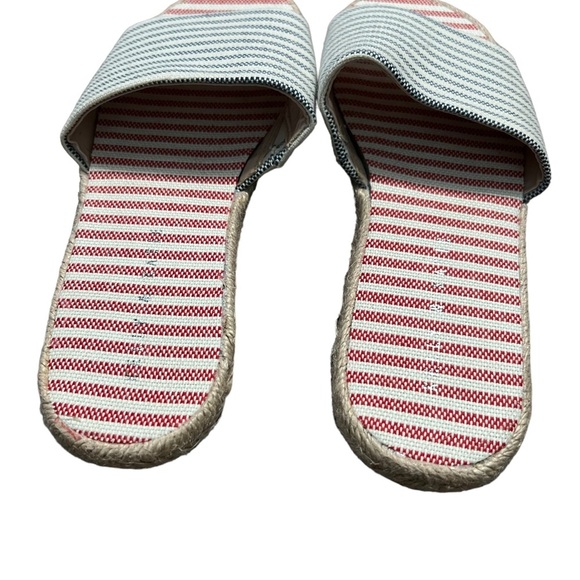 Kelly & Katie Flat Slip On espadrille Sandals Red White and Blue Size 8 - Picture 3 of 5